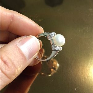 Sterling Silver Pearl Ring